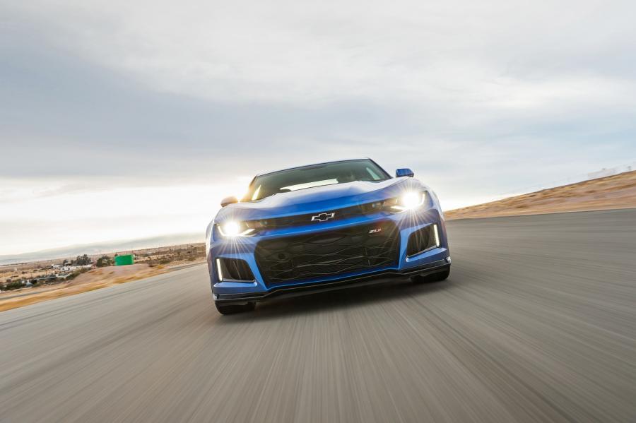  Chevrolet Camaro ZL1 2016 года  (фото 20 из 38)